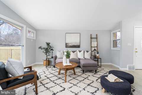 906 SCOTTS HILL DRIVE, PIKESVILLE, MD 21208