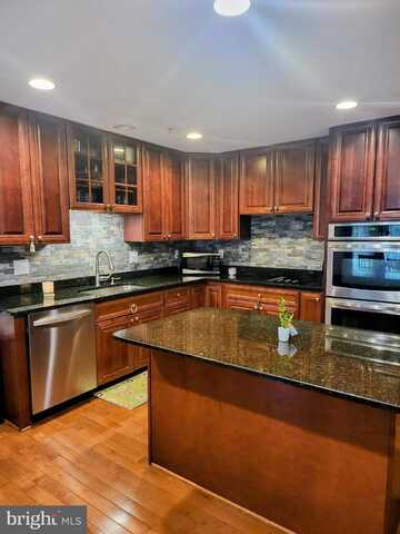 7100 BELTZ DRIVE, DISTRICT HEIGHTS, MD 20747