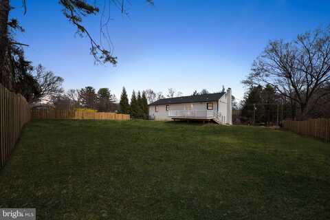 820 WALKER ROAD, GREAT FALLS, VA 22066