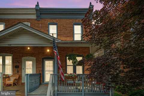 327 W FOURTH STREET, MEDIA, PA 19063