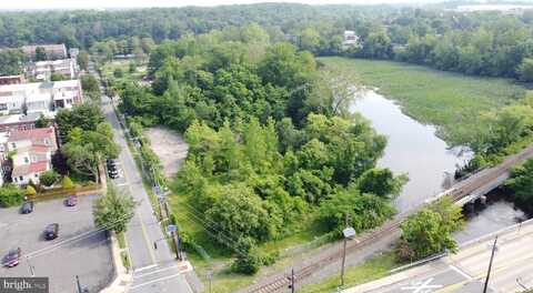 305 TATHAM STREET, BURLINGTON, NJ 08016