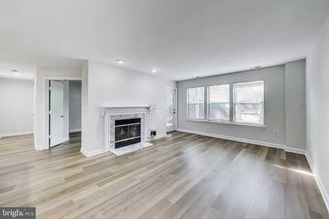 3321 SIR THOMAS DRIVE, SILVER SPRING, MD 20904