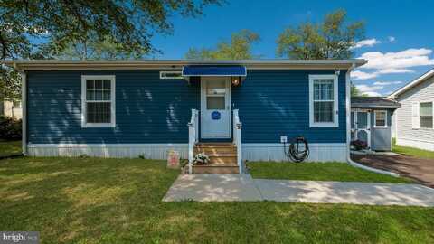 9 EAST CIRCLE DRIVE, DOYLESTOWN, PA 18901