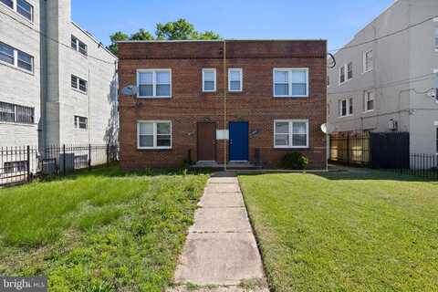 4811 QUARLES STREET NE, WASHINGTON, DC 20019