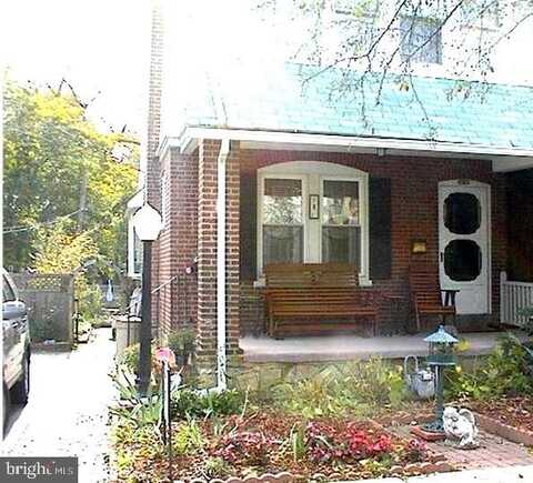 8 E JEFFERSON STREET, MEDIA, PA 19063
