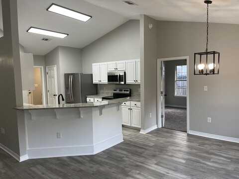 5123 Whitehurst Lane, Crestview, FL 32536