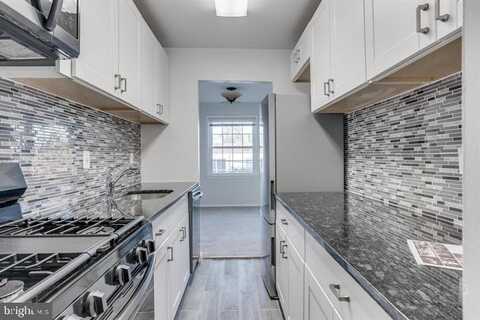 109 CENTER STREET N, VIENNA, VA 22180