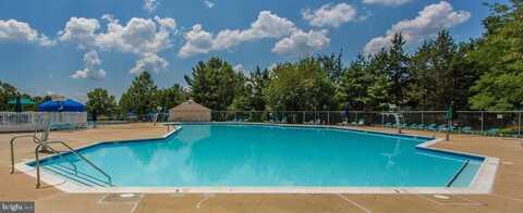 6913 VICTORIA, ALEXANDRIA, VA 22310