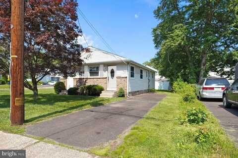 114 GRANDVIEW AVENUE, MORRISVILLE, PA 19067