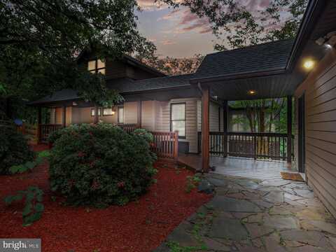123 LOOKOUT RIDGE, HEDGESVILLE, WV 25427