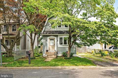 32 VICTORIA AVENUE, HAMILTON, NJ 08610