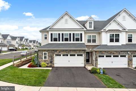 38 LACEY LANE, IVYLAND, PA 18974