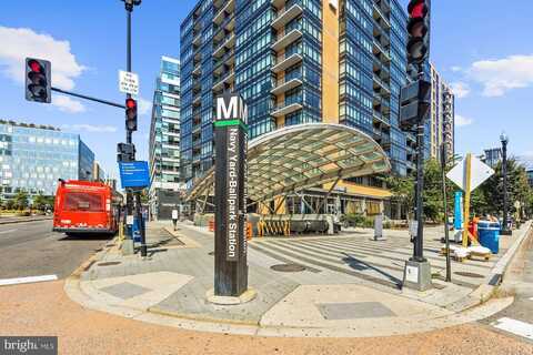 1000 NEW JERSEY AVENUE SE, WASHINGTON, DC 20003