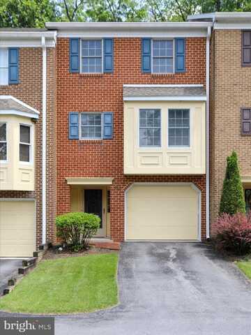 321 VALLEY VIEW DRIVE, WAYNESBORO, PA 17268