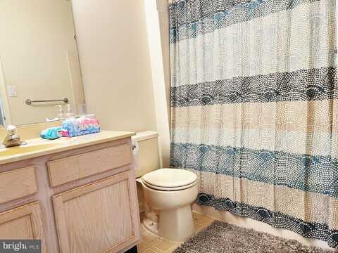 6501 COVENTRY WAY, MOUNT LAUREL, NJ 08054