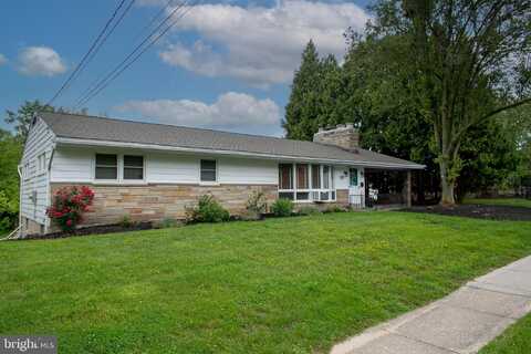 415 E WILLOW STREET, ELIZABETHTOWN, PA 17022