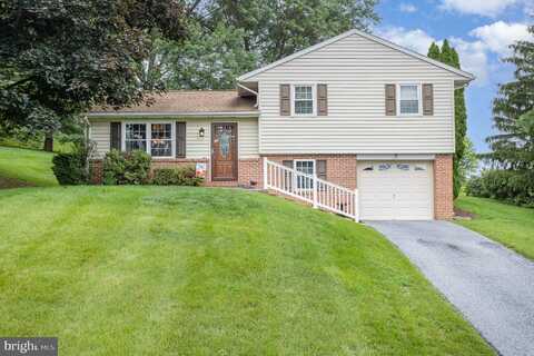 3 JULIE TERRACE, LITITZ, PA 17543