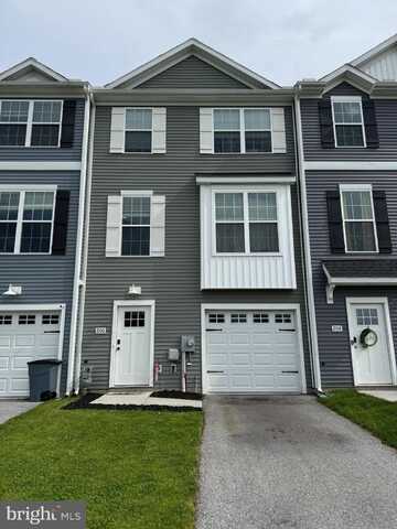 206 OVERLOOK DRIVE, HANOVER, PA 17331