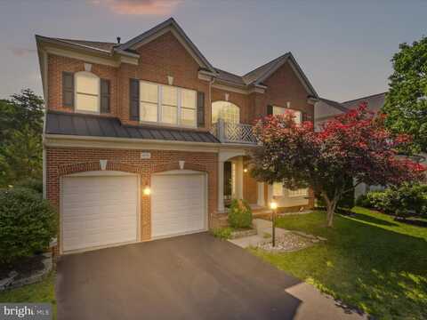 25738 S VILLAGE DRIVE, CHANTILLY, VA 20152