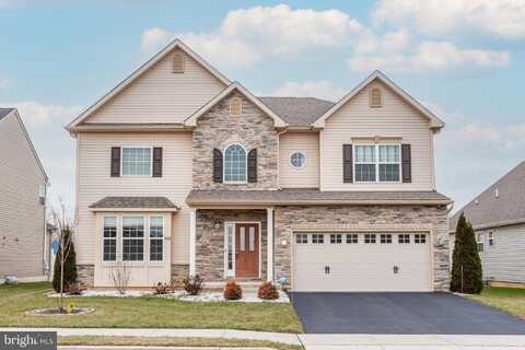 4251 BEECH DRIVE, NAZARETH, PA 18064