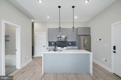 4220 BALTIMORE AVENUE, PHILADELPHIA, PA 19104