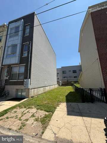 1537 N FRANKLIN STREET, PHILADELPHIA, PA 19122