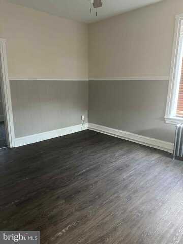 5036 LEESPORT AVENUE, TEMPLE, PA 19560