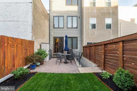 2208 TRENTON AVENUE, PHILADELPHIA, PA 19125