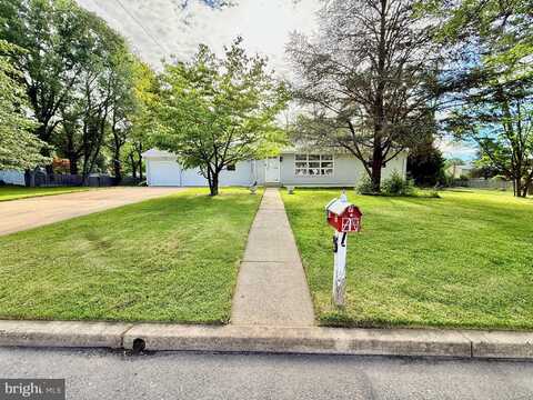 5 CHARLES AVENUE, BLACKWOOD, NJ 08012
