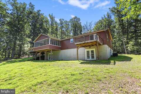 79 WHISKEY STILL ROAD, BERKELEY SPRINGS, WV 25411