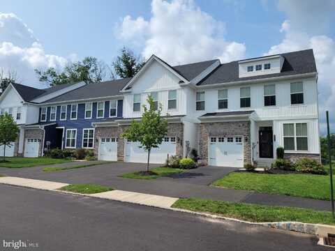 423 WYNSTONE COURT, COLMAR, PA 18915