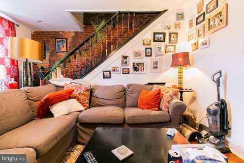 535 E GIRARD AVENUE, PHILADELPHIA, PA 19125