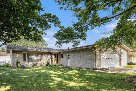 60220 Robin Hood Lane, Elkhart, IN 46517