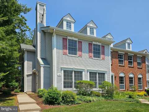 132 SHREWSBURY COURT, PENNINGTON, NJ 08534