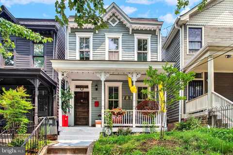 1612 V STREET SE, WASHINGTON, DC 20020