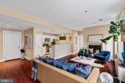 1811 CHESTNUT STREET, PHILADELPHIA, PA 19103