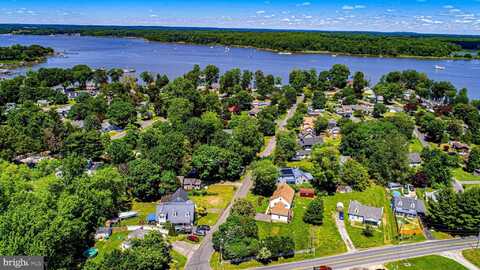 12 RIVERVIEW AVENUE, EARLEVILLE, MD 21919