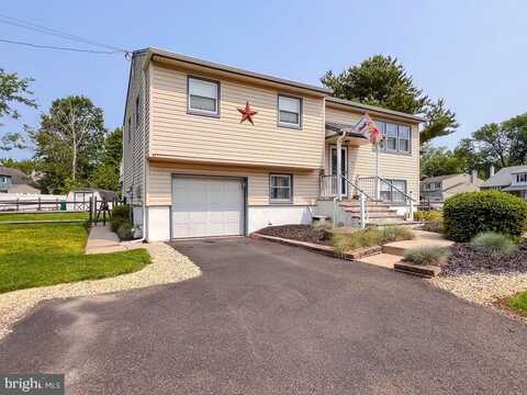 4 BERNARD DRIVE, MORRISVILLE, PA 19067
