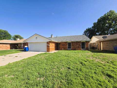5605 Arrowhead, Enid, OK 73703
