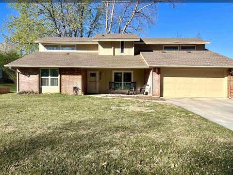 2910 Woodbriar Square, Enid, OK 73703