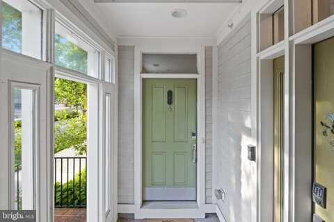 2215 RICHMOND HIGHWAY, ALEXANDRIA, VA 22301