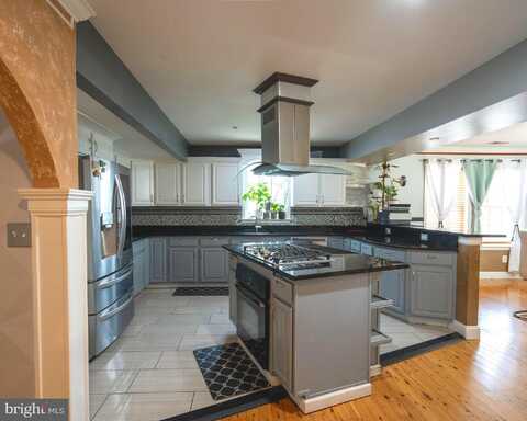 6308 AGER ROAD, HYATTSVILLE, MD 20782
