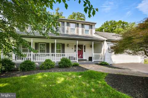 8518 CHASE GLEN CIRCLE, FAIRFAX STATION, VA 22039