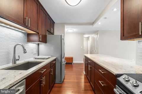 1919 CHESTNUT STREET, PHILADELPHIA, PA 19103