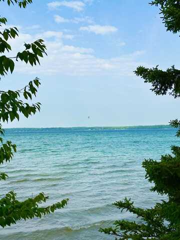 County RD 379, Mc Millan, MI 49853