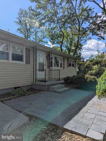 8608 LINTON HALL ROAD, BRISTOW, VA 20136