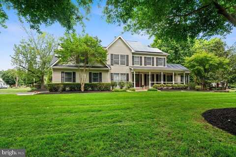 8 RUEDEMANN DRIVE, PLAINSBORO, NJ 08536