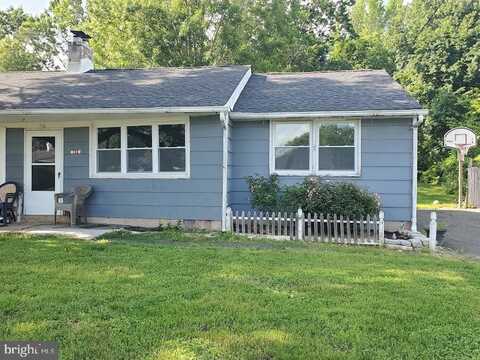 110 LEMMON AVE, PEMBERTON, NJ 08068