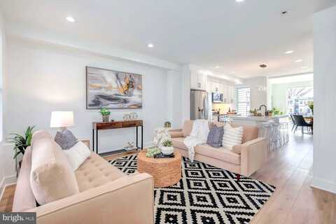 810 MADISON STREET NW, WASHINGTON, DC 20011
