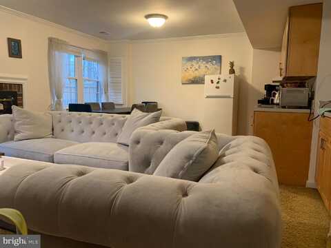 5800 EDSON. LANE, ROCKVILLE, MD 20852